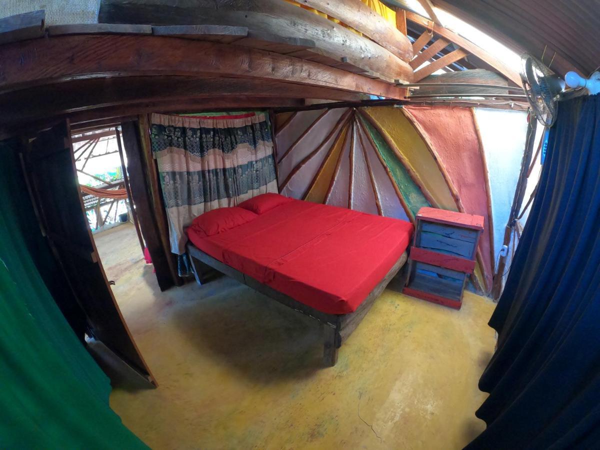 Reciclarte Galeria Hostal Capurganá エクステリア 写真